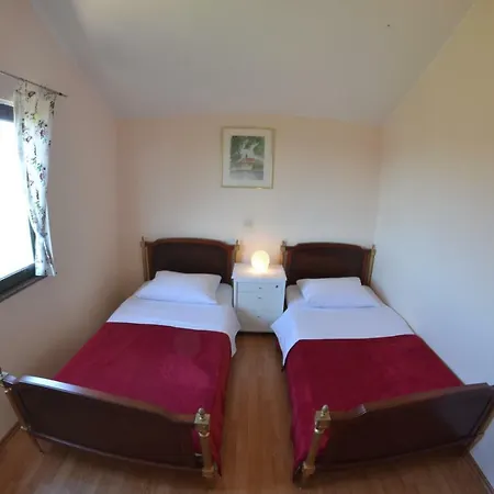 Jadranka Apartment *