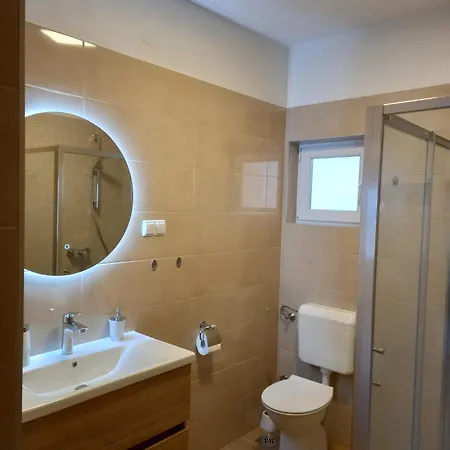 Jadranka Apartment *