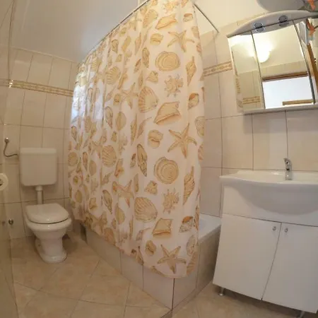 Apartment Jadranka Palit
